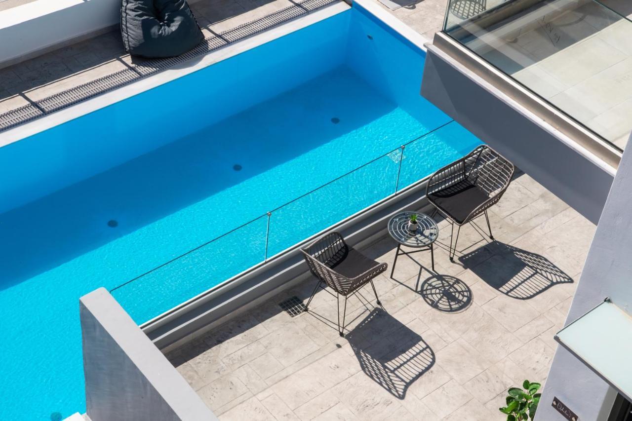 Clelia'S And Dione'S Design Studios Swimming Pool Nikiana Exteriör bild